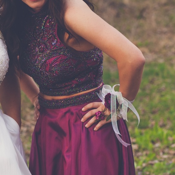 Sherri Hill prom dress - Picture 2 of 2